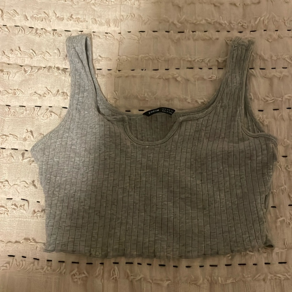 Brand-Shein Size-M Color-Gray